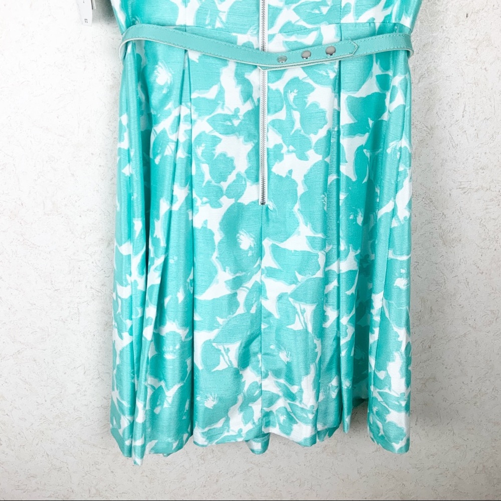 Danny And Nicole Blue White Floral Fit & Flare Dress Belt Spring Wedding Guest - Picture 5 of 7